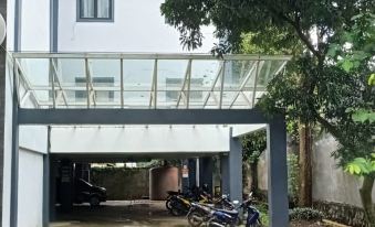 Residence Tanjung Pakuan - Housity