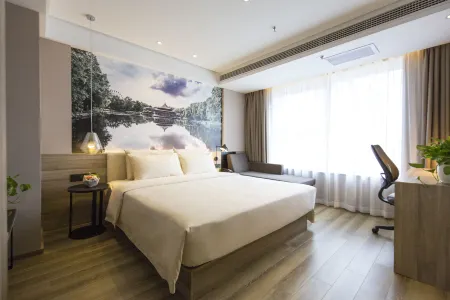 Atour Hotel (Shenyang Olympic Sports Yingpan Street)