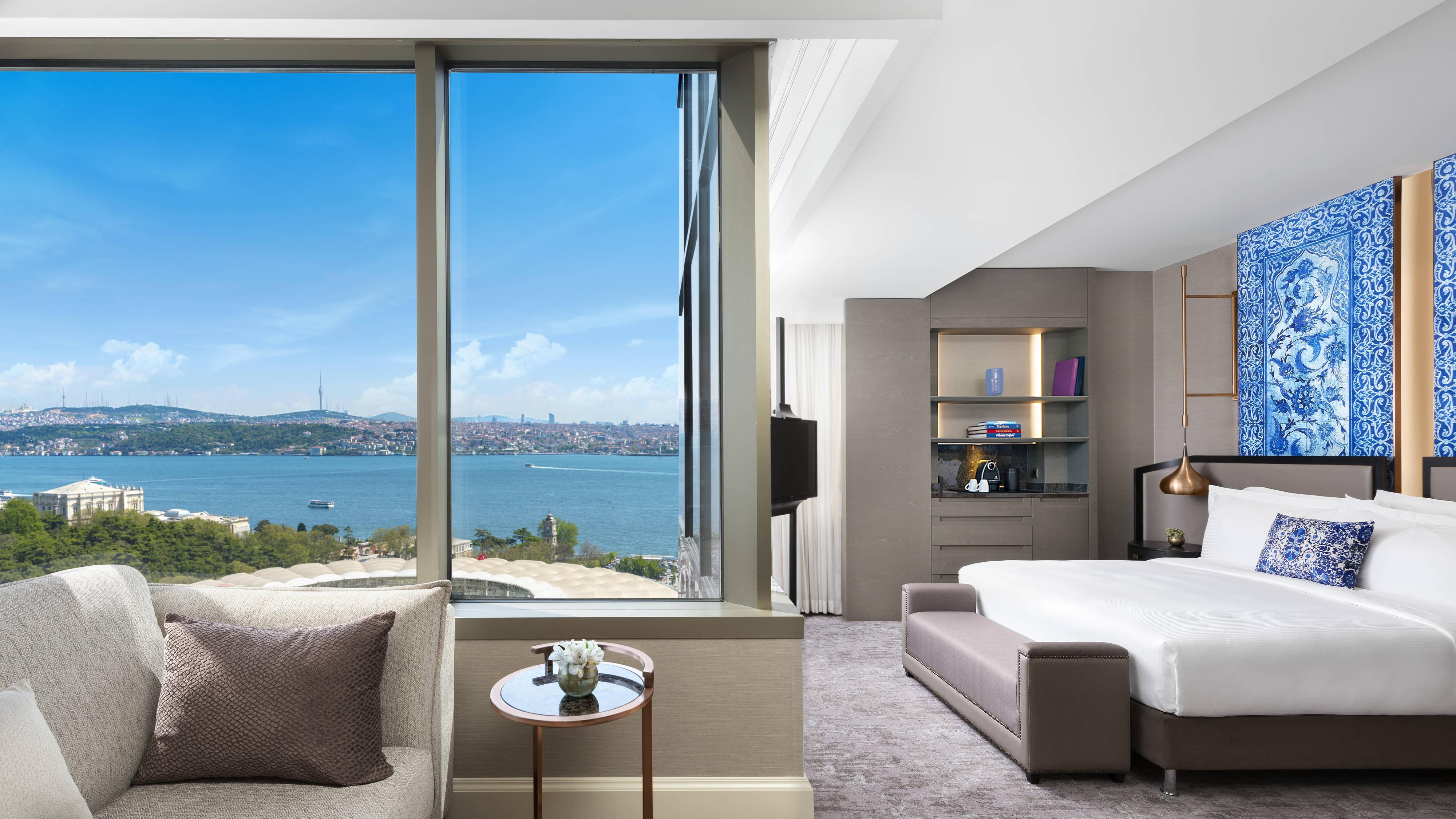 The Ritz-Carlton, Istanbul (The Ritz-Carlton, Istanbul at The Bosphorus)