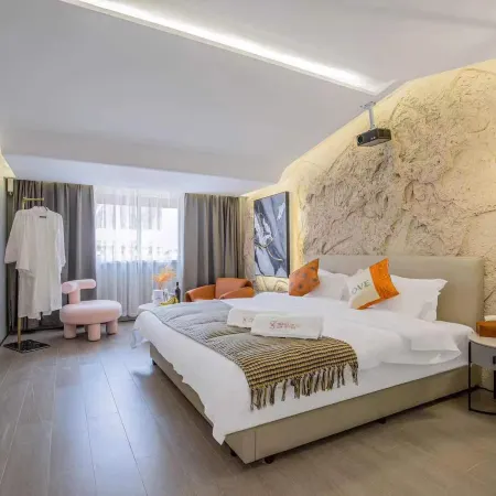 Private Enjoy Travel Hotel (Jiuzhaigou Scenic Area) Hotels in Jiuzhaigou