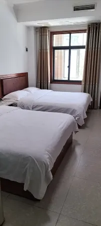 Qijiang Xingyi Hotel