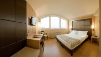 Virginia Palace Hotel Hôtels à : Saronno