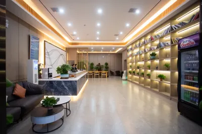 Lili Orange Light Luxury Hotel