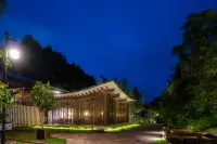 Zizai Pingjiang Wild Luxury Resort - فطور