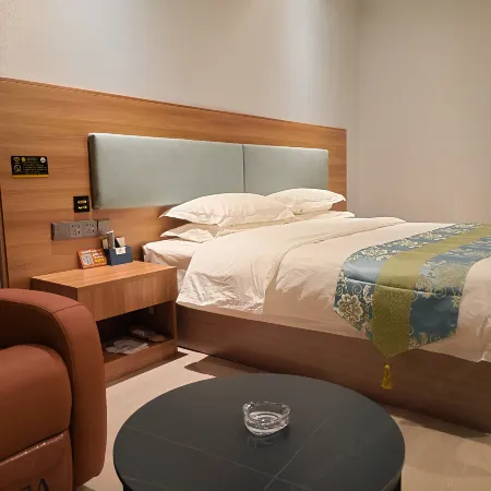 Axeltai Grand Hotel