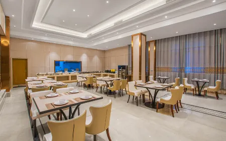 Vienna Hotel (Taihe High Speed Railway Station)