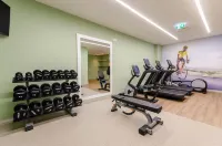 The Emerald House Lisbon, Curio Collection by Hilton - Gym