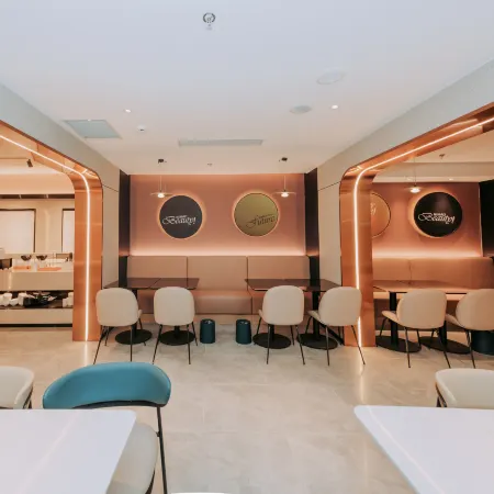 Xingyi Hotel (Beijing Temple of Heaven Dongmen Subway Station)