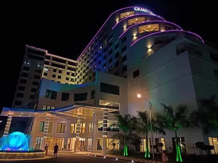 Grand Sylhet Hotel & Resort Отели рядом с достопримечательностью «Cross Bridge»