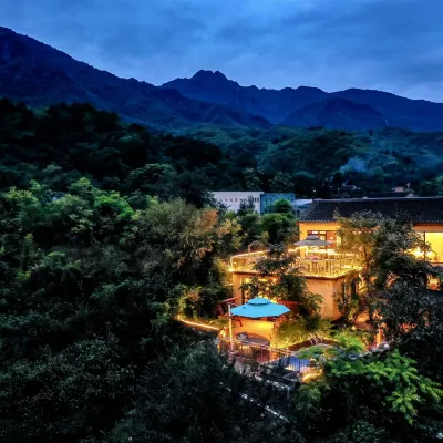 Flower Inn Hotel Hotels near Yanyu Mountain