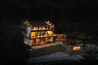 Jiuhuashan Qichishan Residential Residence Hotels near Daoseng Cave