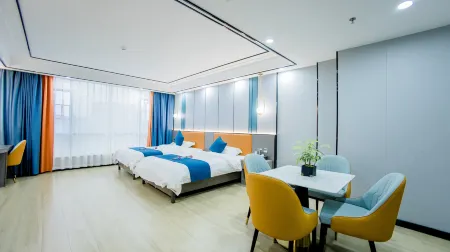 Yuecheng Fashion Hotel (Shuangqiao Junction) Отели в г. Цидун
