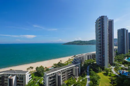 Small Path Bay Beach with Sea View and Beautiful Accommodation