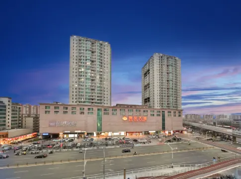 James Joyce Coffetel (Beijing Universal Resort Liyuan Subway Station) Hotels near Liyuan Station