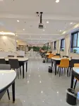 Fuhua Junyue Hotel (Luntai Bus Station Xinxin Pedestrian Street Branch) Hôtels à : Luntai