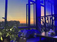 Junxiang Holiday Inn