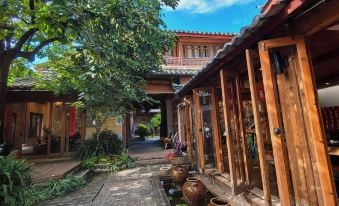 Xishi Homestay (Lijiang Ancient City Branch)