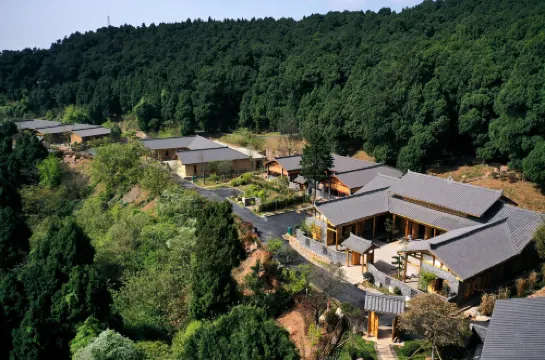 Zitong Qiqu Xiaozhu Homestay