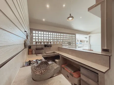 AobOun House Bangsaen บ้านโอบอุ่น บางแสน Отели рядом с достопримечательностью «Wonnapha Beach»