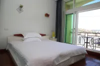 Zhao A Homestay Hotels near Golden Beach