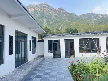 Laiyuan Baishishan Jiaoqing Homestay Отели в г. Лайюань