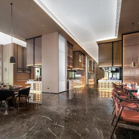 Grand Mercure Wuhan Hanyang Отели рядом с достопримечательностью «Третья Средняя Школа Вухана»