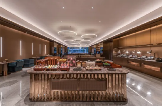 Orange Crystal Shanghai Minhang Huashi University Zizhu Garden Hotel Отели рядом с достопримечательностью «Auxiliary Wharf of Shuitou International Rock City»