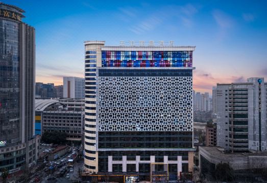 윤보 리징 호텔 내부