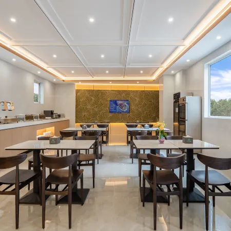 Magnotel Hotel (Binzhou Boxing Bobai Shopping Plaza Branch)