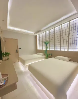 Jiji Meizhu Hotel (Tangdu Hospital Fangzhicheng Subway Station) โรงแรมใกล้เซียะเหมิเทียนหวังพลาซ่า