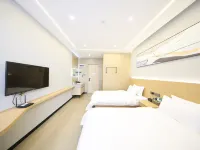 Floral hotel · Shenxue Nuanju Hotels in Fusong