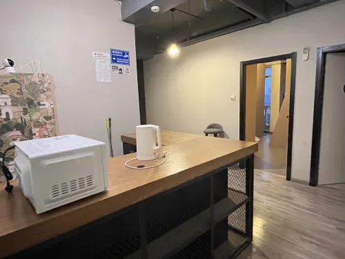 梨屋純女生青年旅舍（萬壽宮滕王閣店） - 2 星級