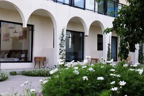 Ku'erdening Qianqian Courtyard · Garden Villa - bar
