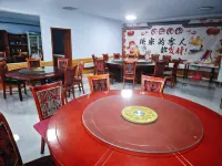 Mountain Courtyard Homestay - servizio colazione