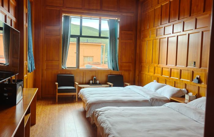 Qiongding Lianze Homestay