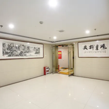 Shell Hotel (Huaibei Golden Eagle Plaza Coach Station)