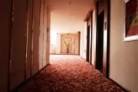 Hongyu Hotel Hotels in Huaping