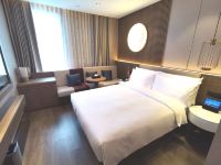 桔子水晶上海豫园酒店 - 高级大床房