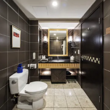 Howard Johnson Pearl Plaza Wuhan