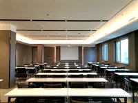 Home Inn Business Hotel (Jinzhou Liaoshen Battle Memorial Hall Shiqiaozi Early Market Branch） - 3-Star