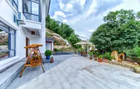 徑約客. Courtyard觀景民宿（杭州雙溪竹海徑山店） 餘杭布達羊農場（BuDa Farm）附近的飯店