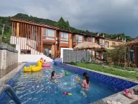 Xiuning Shangri-La Meishe Yunshang Chayuanli Homestay - Pools