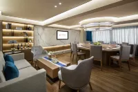 Jinglai Hotel • Select (Shanghai Jingan Changshou Road Metro Station Branch)