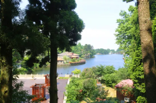 Lushan Ganquan Villa (Ruqin Lake Branch) โรงแรมใน