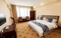 Golden Lake Hotel Ξενοδοχεία στην πόλη Taining