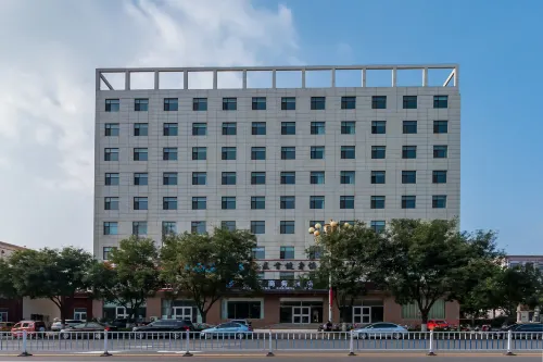 Jingxian Jingcheng Business Hotel - parking