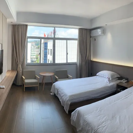 Yunqing Hostel Отели рядом с достопримечательностью «The Second Hospital of Wuyishan»