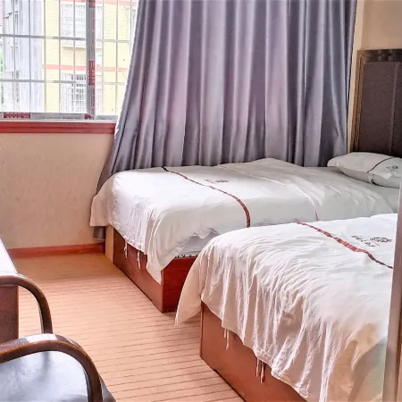 Luxi Tuanjie Business Hotel