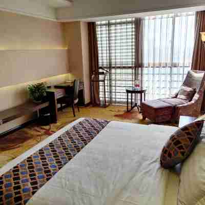 Sanhe International Hotel Rooms