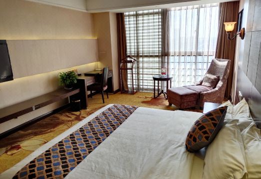 2. 산허 호텔 진후..